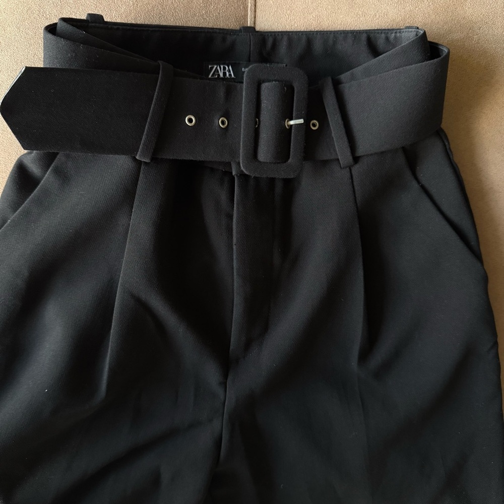 Zara Women's Black Straight Leg Pants with Belt